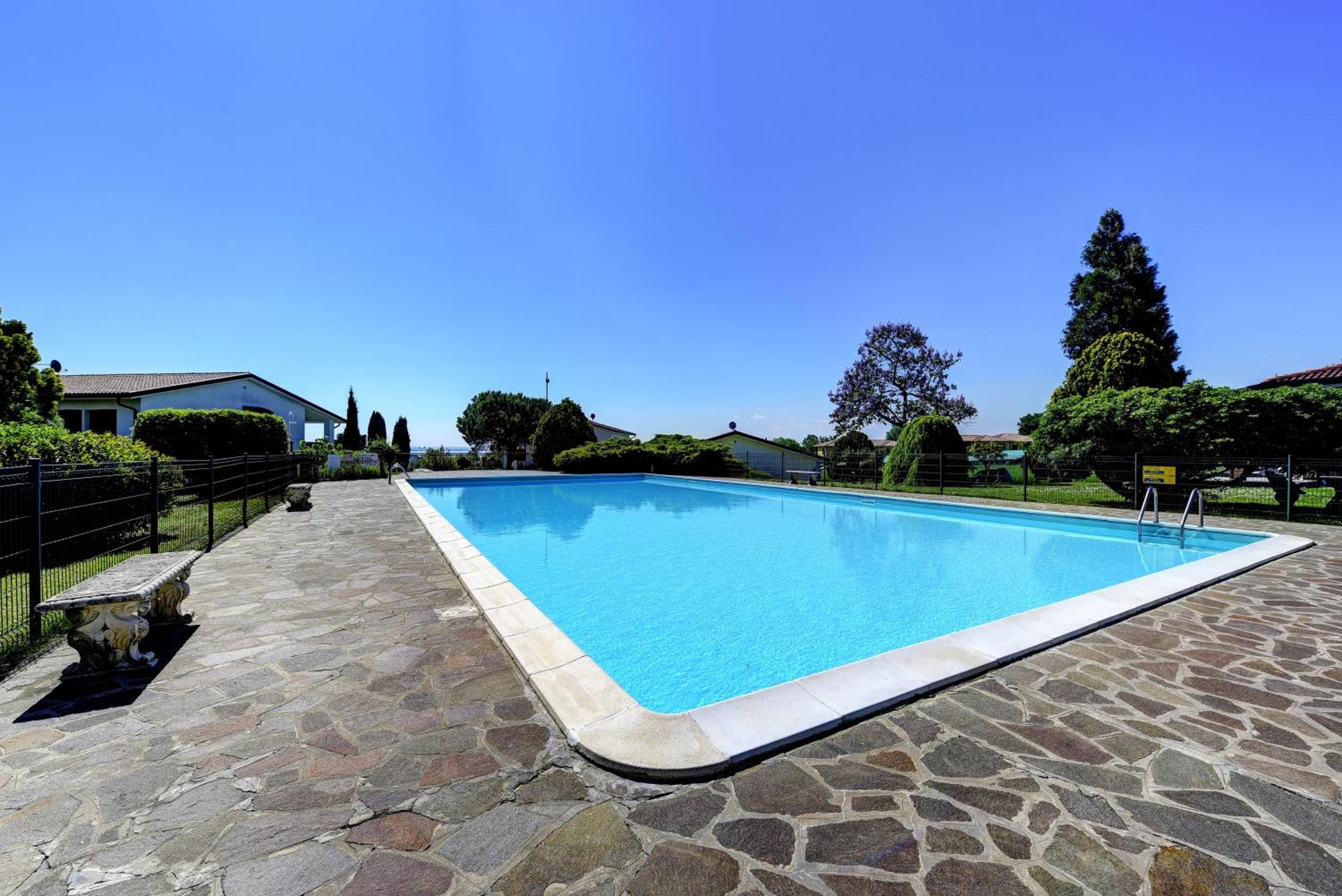 Italsol Residence Riai Moniga del Garda Bilik gambar
