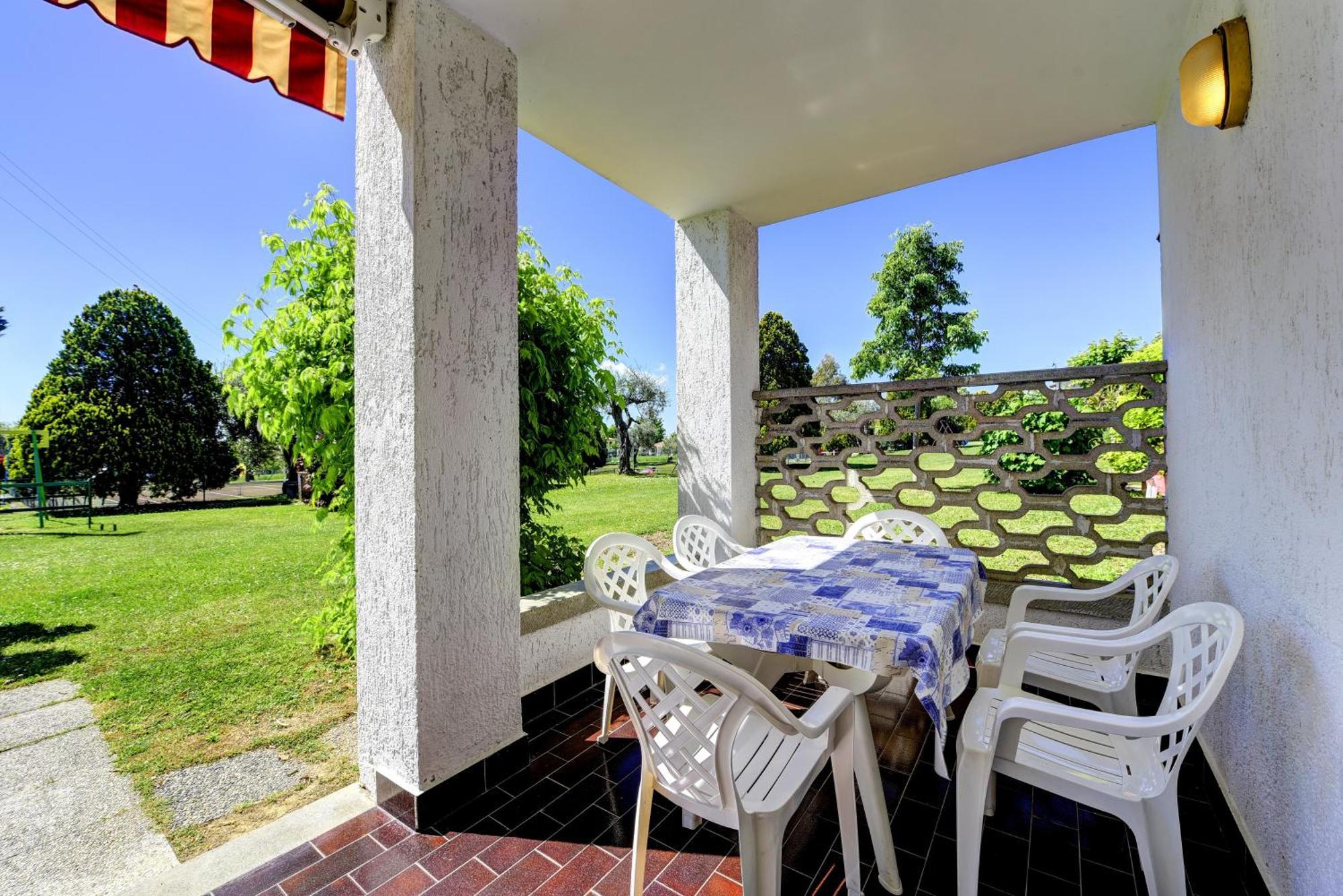 Italsol Residence Riai Moniga del Garda Bilik gambar