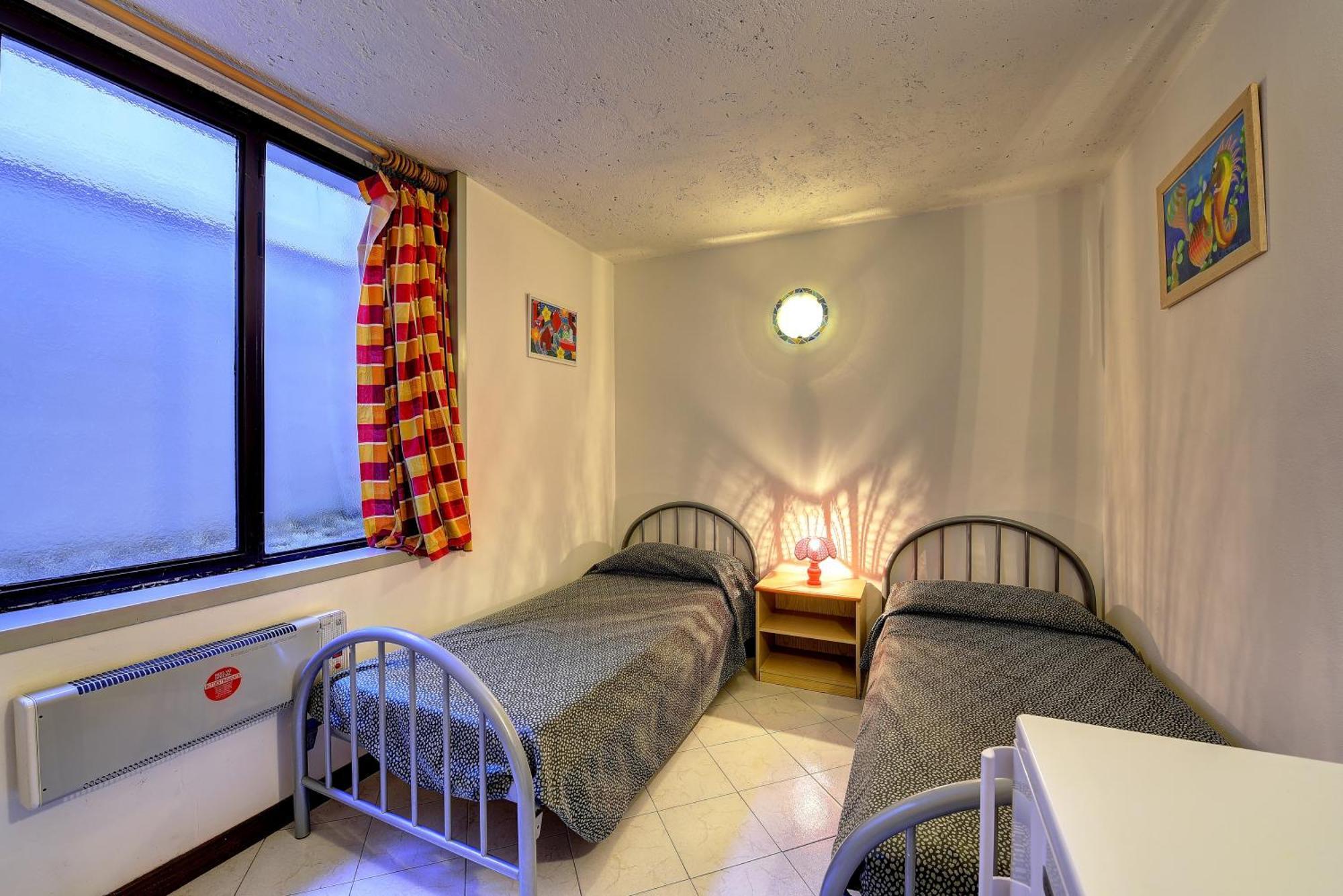 Italsol Residence Riai Moniga del Garda Bilik gambar