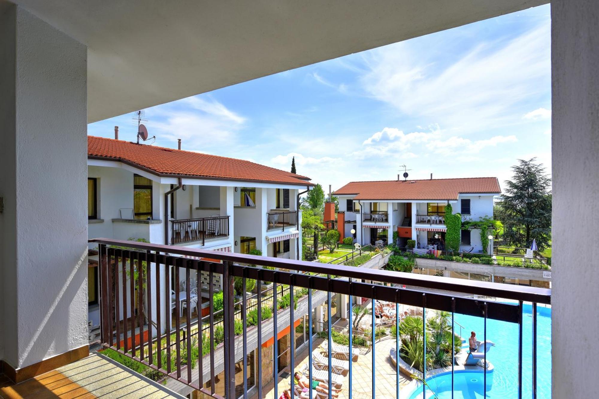 Italsol Residence Riai Moniga del Garda Bilik gambar